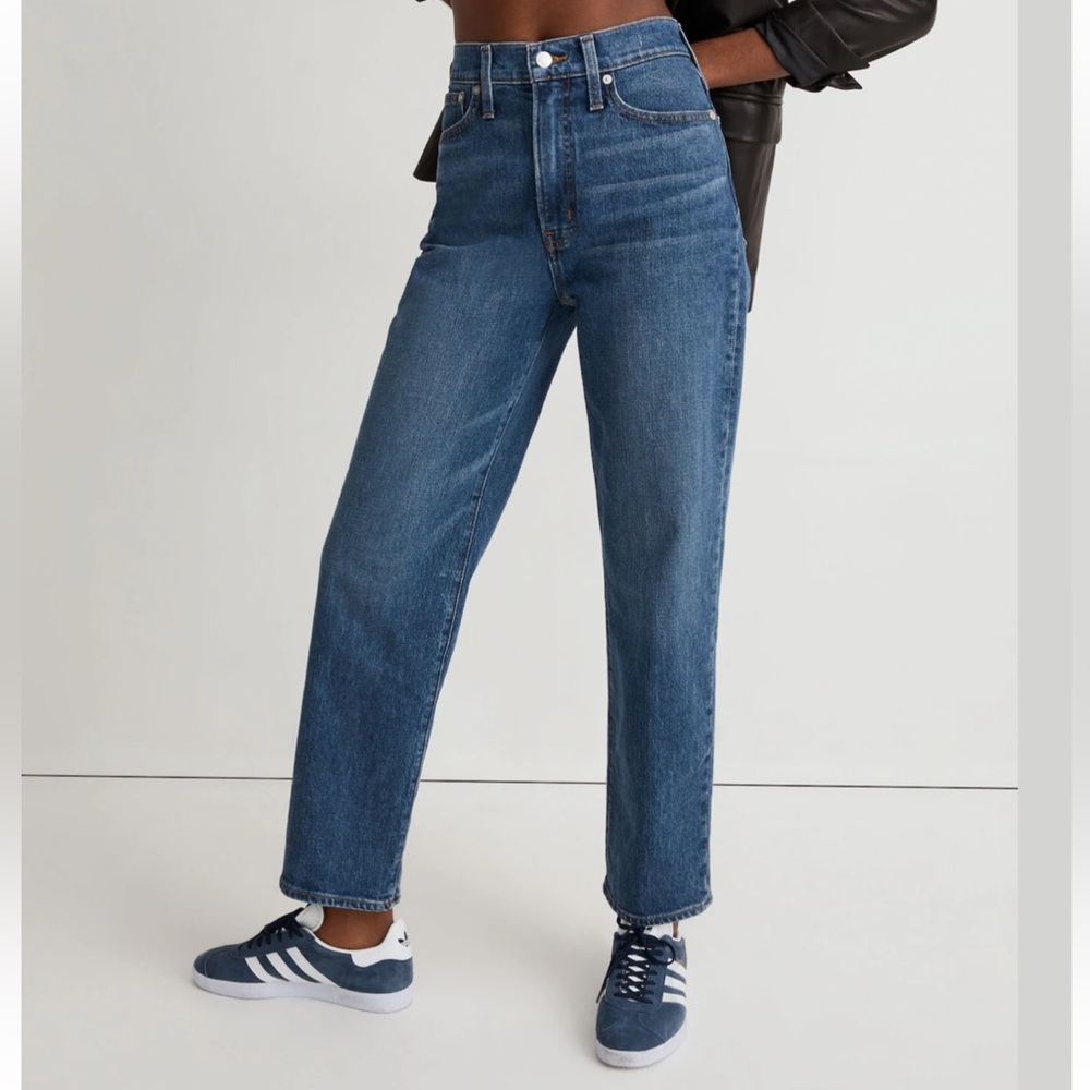 Madewell Women's Perfect Vintage Straight Jean in Mayfield Wash - Picture 4 of 9